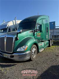 2016 Kenworth T680 SLEEPER TRUCK