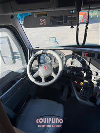 2016 Kenworth T680 SLEEPER TRUCK
