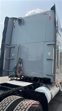 2003 Freightliner Classic XL