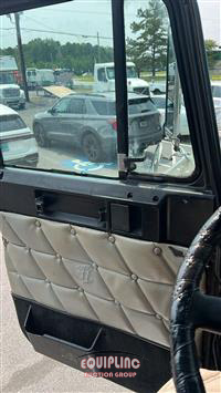 2003 Freightliner Classic XL