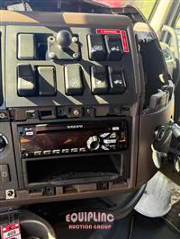 2017 Volvo VNL