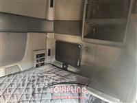 2018 International LT625