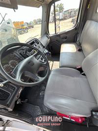 2017 Freightliner M2
