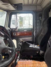 2004 Peterbilt 379