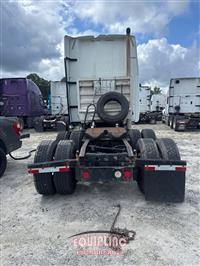 2011 International LF627