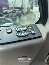 2011 International LF627