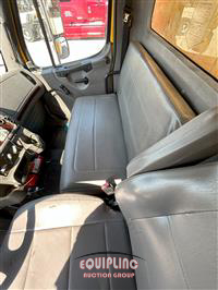 2015 Freightliner M2