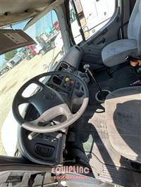 2013 Freightliner M2