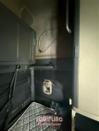 2016 Freightliner CASCADIA