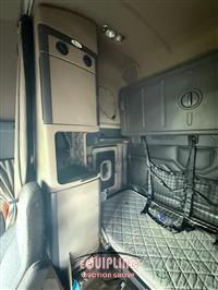 2016 Freightliner CASCADIA