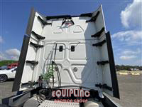 2013 Freightliner CASCADIA