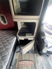 2013 Freightliner CASCADIA