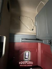 2013 Freightliner CASCADIA