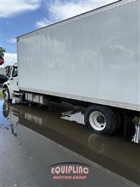 2016 Freightliner M2