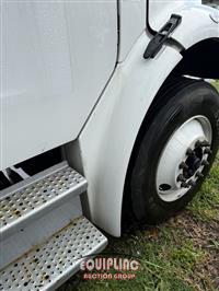 2016 Freightliner M2