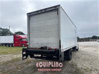 2007 Freightliner M2