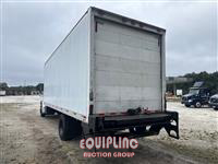 2007 Freightliner M2
