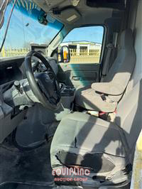 2022 Ford E350