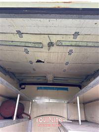 2004 Ford E-350