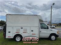 2004 Ford E-350