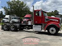 2013 Freightliner Coronado
