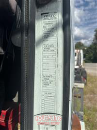 2006 VOLVO TRUCK VNL