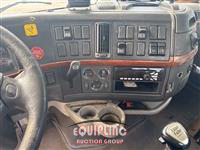 2006 VOLVO TRUCK VNL