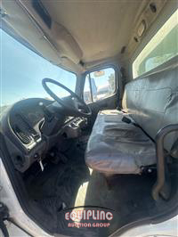 2007 Freightliner M2
