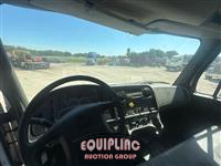 2007 Freightliner M2