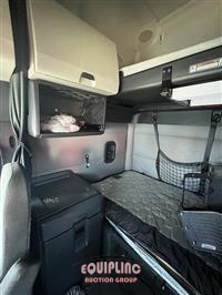 2021 Freightliner Cascadia 125