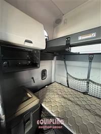 2021 Freightliner CASCADIA