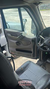 2012 Peterbilt 587