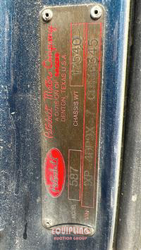 2012 Peterbilt 587