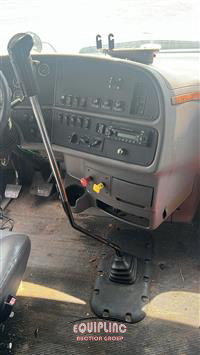 2012 Peterbilt 587
