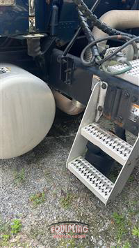 2012 Peterbilt 587