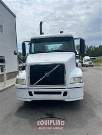 2009 Volvo VNM