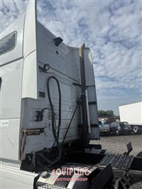 2017 Volvo VNL