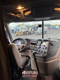 2017 Freightliner CASCADIA
