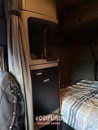 2017 Freightliner CASCADIA