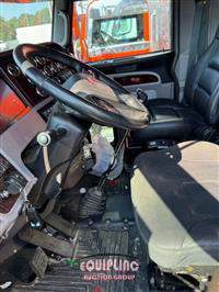 2024 Peterbilt 389