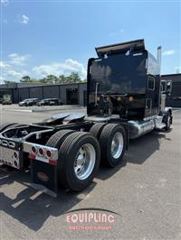 2024 Peterbilt 389