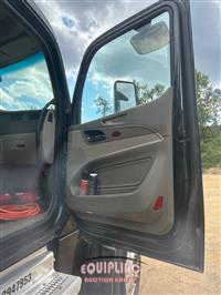 2020 Peterbilt 567