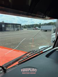 2023 Peterbilt 389