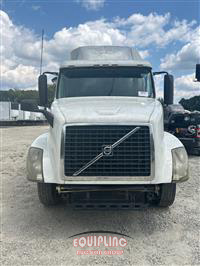 2013 VOLVO TRUCK VNL
