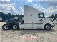 2013 VOLVO TRUCK VNL