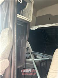 2013 VOLVO TRUCK VNL