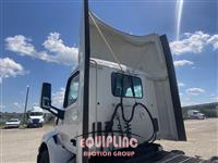 2022 Peterbilt 579