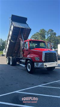 2017 Freightliner 114SD