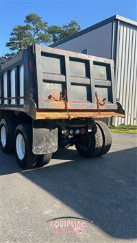 2017 Freightliner 114SD