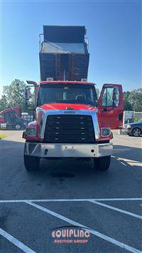 2017 Freightliner 114SD